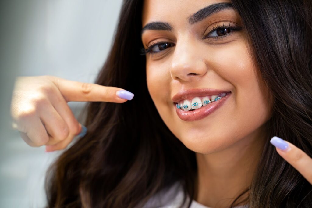 Lively & Napoli Orthodontics knows accidents happen, so we want you to be prepared and know what to do if your braces break. 